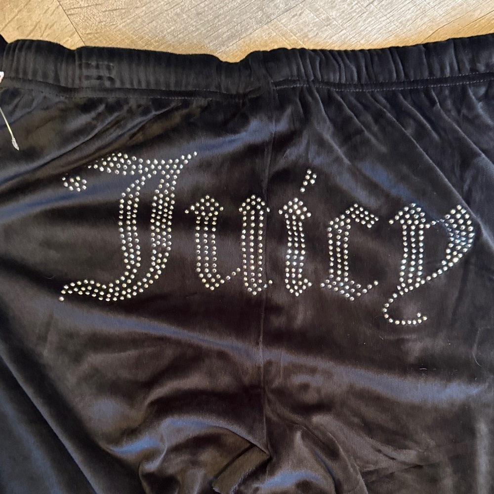Juicy Couture Black Velour Pants - Picture 2 of 4